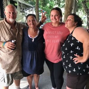 Meet your Posher, Lisa